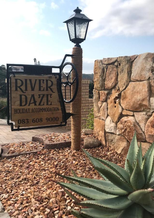 River Daze 斯特尔拜 外观 照片